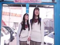 【MM号】  親友同士の潮吹き大会二輪電動マッサージ機☆親友のアソコ押し付け合戦！ピンポイントのクリトリス刺激に耐え切れず潮吹き!潮吹き！大量潮吹き！